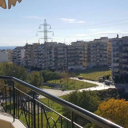Third Floor Lux Apartment With Nice View Tesalonika Bagian luar foto